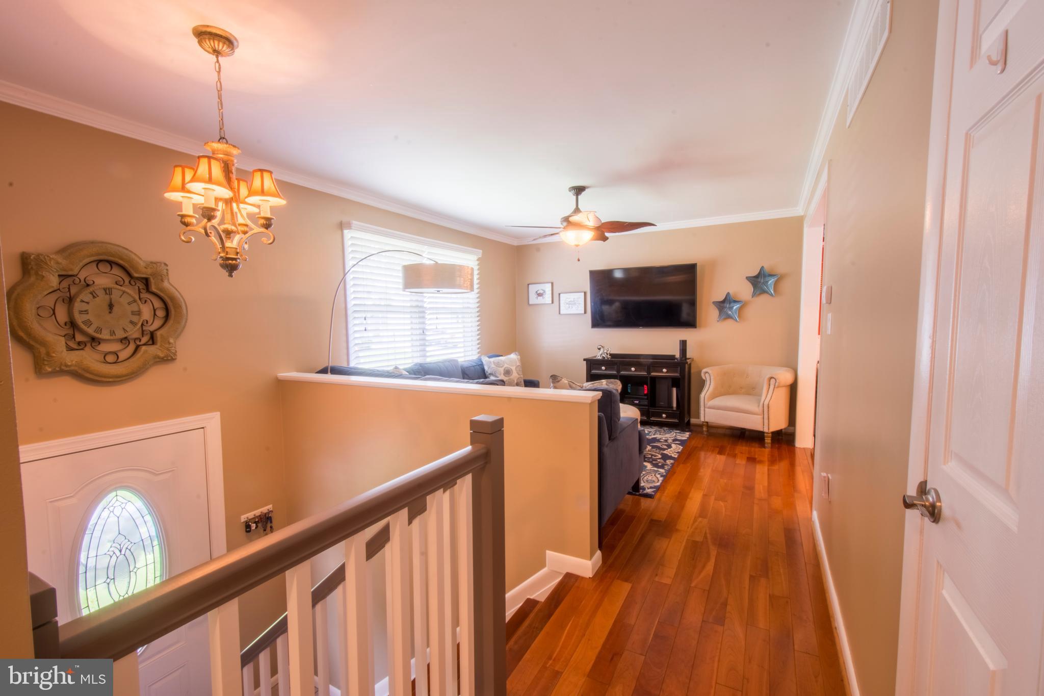 506 Tulip Road Riva, MD 21140 - Photo 14 of 56 Hallway