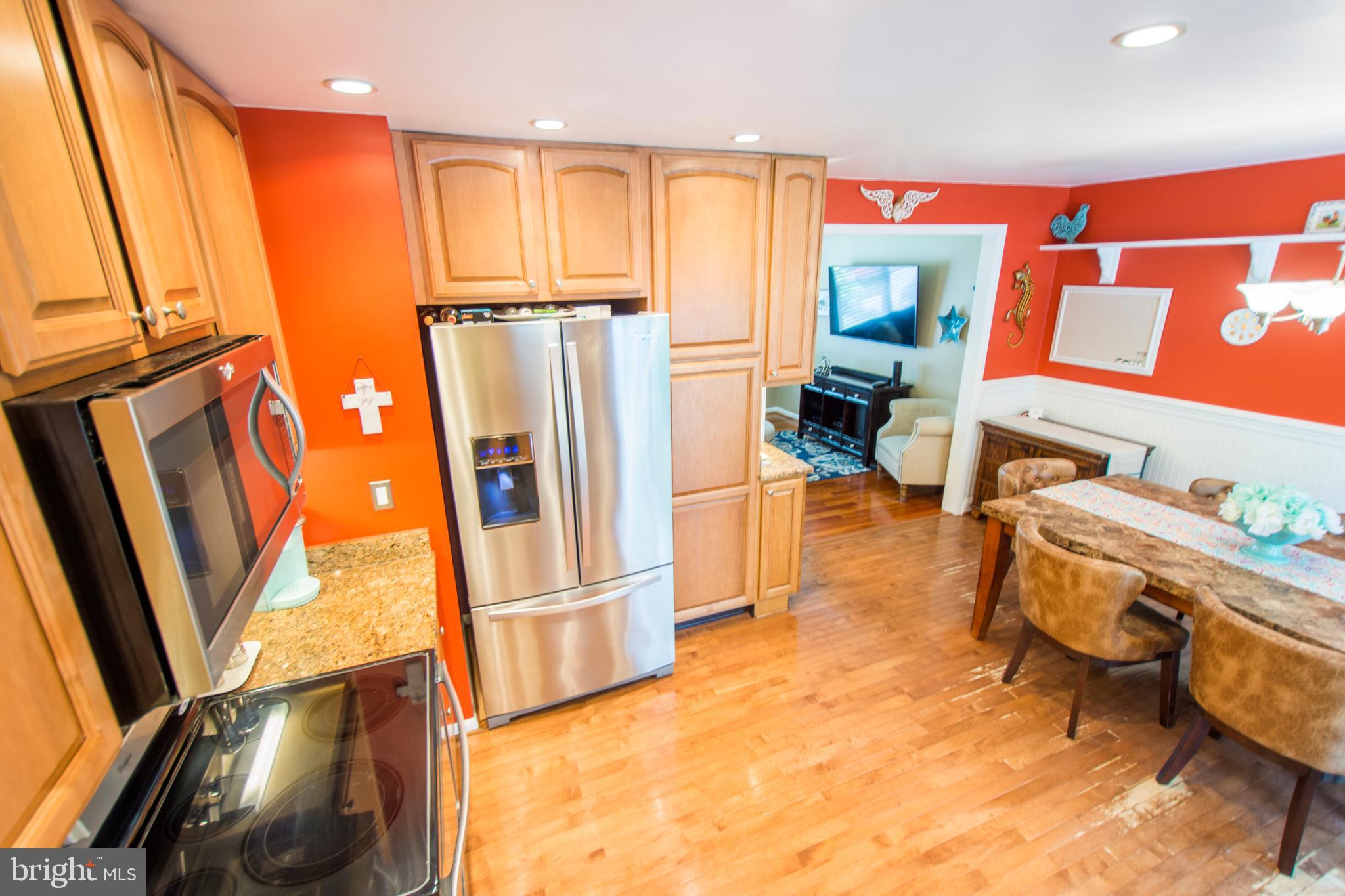 506 Tulip Road Riva, MD 21140 - Photo 7 of 56 Granite And Stainless Appliances In The Kitchen