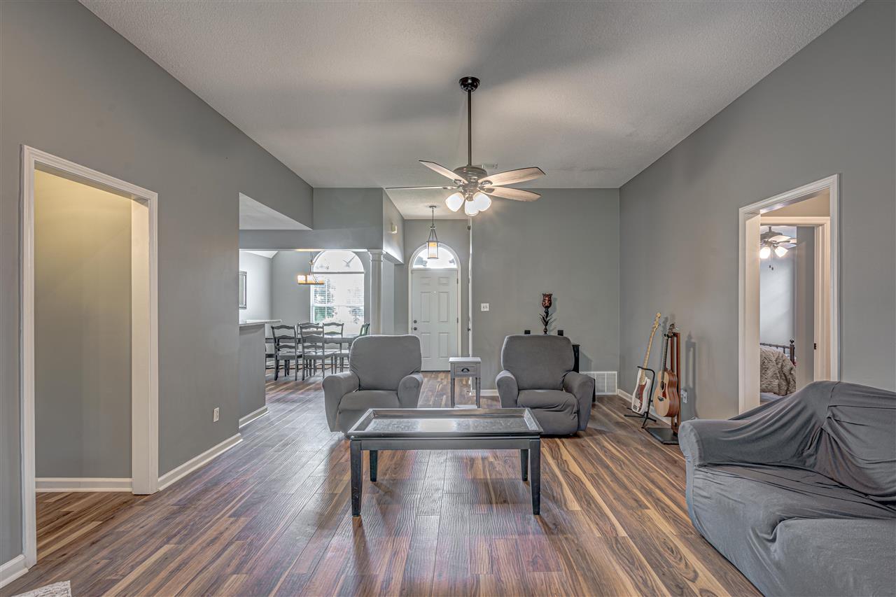 2766 Breezy Ridge Trail Memphis, TN 38016 - Photo 5 of 16 Gallery Image 5
