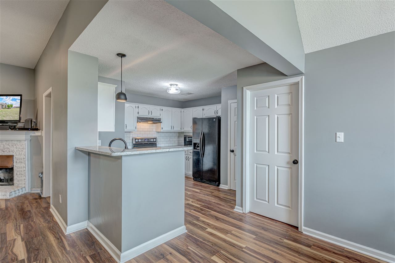 2766 Breezy Ridge Trail Memphis, TN 38016 - Photo 6 of 16 Gallery Image 6