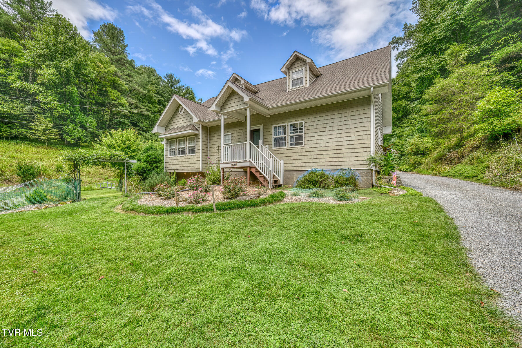 7519 Wolf Run Road Bristol, VA 24202 - Photo 11 of 49 7519 Wolf Run Rd-11