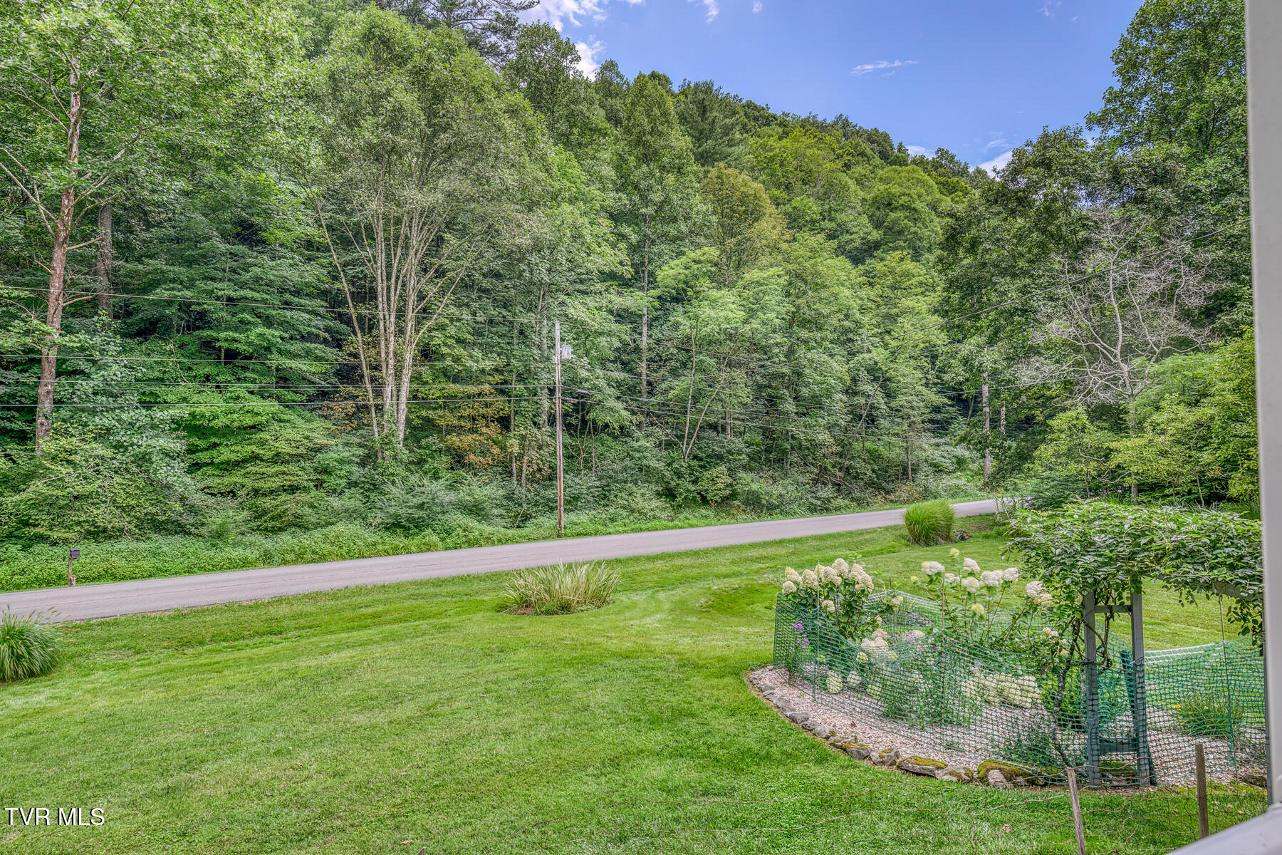 7519 Wolf Run Road Bristol, VA 24202 - Photo 14 of 49 7519 Wolf Run Rd-14