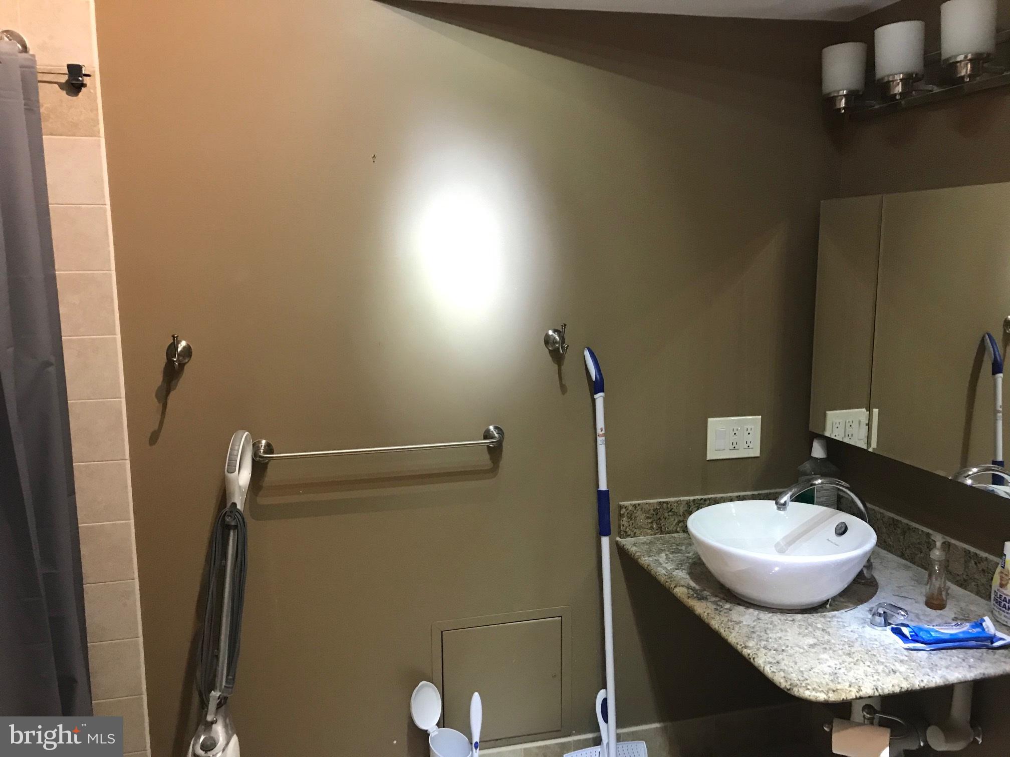 47 Highbridge Road Trenton, NJ 08620 - Photo 8 of 15 Updated Master Bath