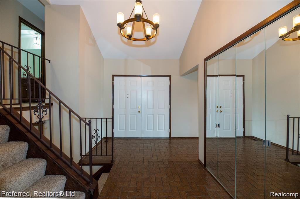 6782 Longwood Road Canton, MI 48187 - Photo 8 of 61 Foyer