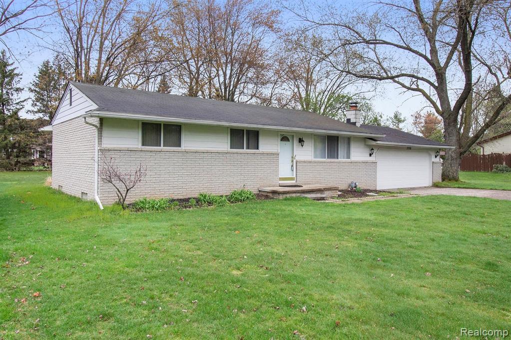 3708 West Maple Road Wixom, MI 48393 - Photo 29 of 30