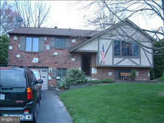 1372 Foster Road Warminster, PA 18974 - Photo 1 of 6 Exterior Front