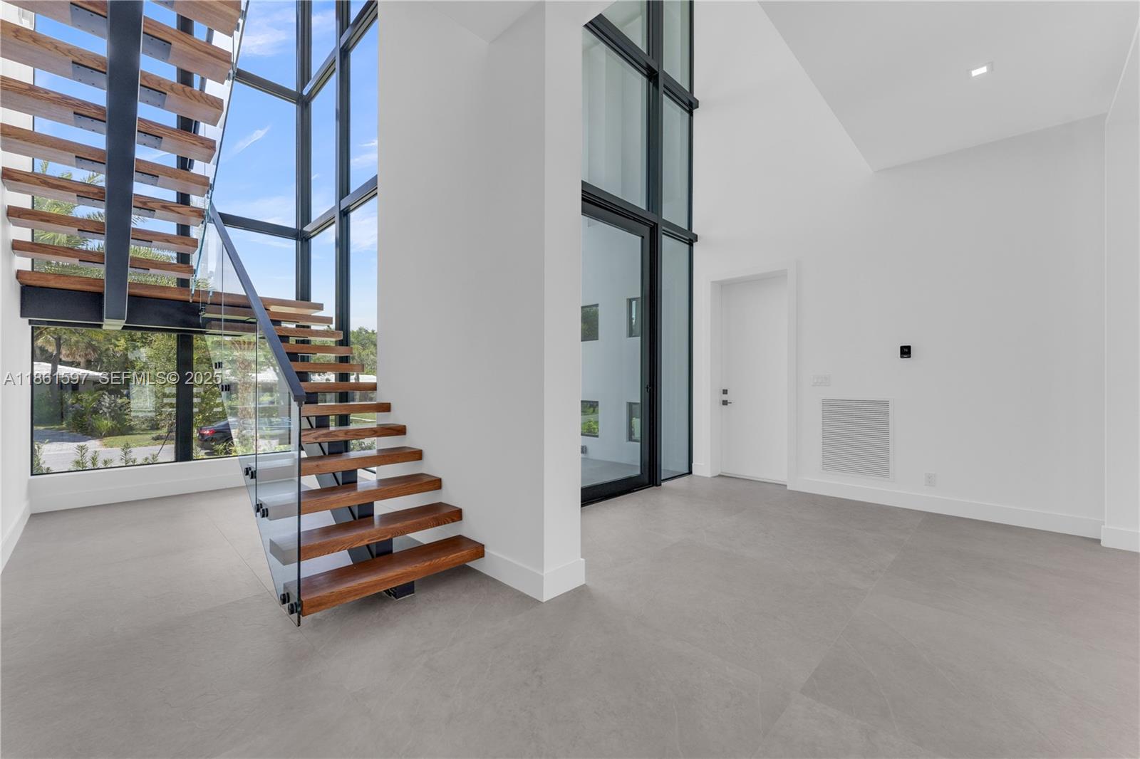 3205 Leigh Road Pompano Beach, FL 33062 - Photo 13 of 49 1st Floor