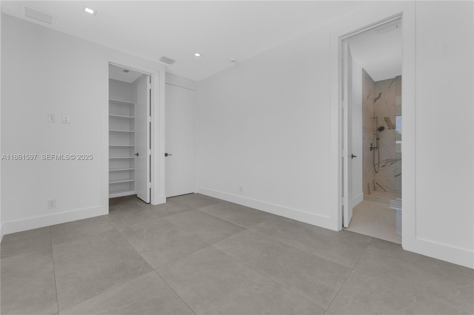 3205 Leigh Road Pompano Beach, FL 33062 - Photo 16 of 49