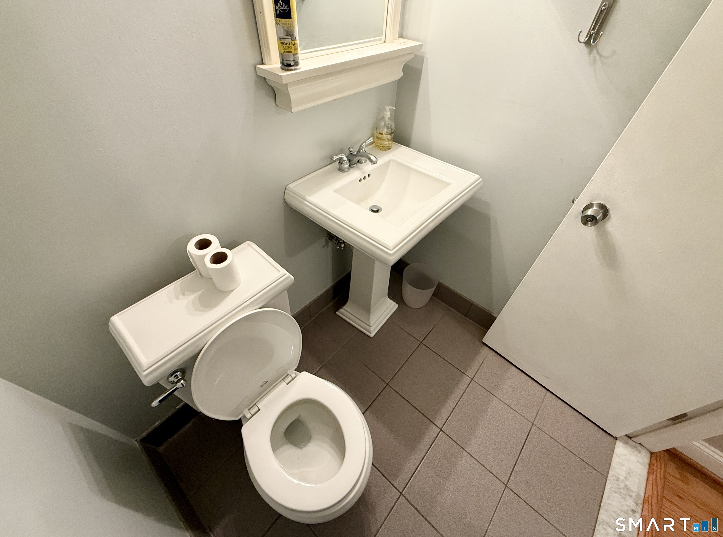 152 Towne House Road, Unit 152 Hamden, CT 06514 - Photo 18 of 26 Gallery Image 18