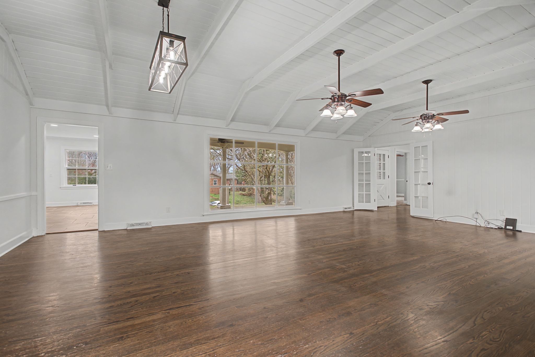 107 Cherry Street Centerville, TN 37033 - Photo 8 of 33