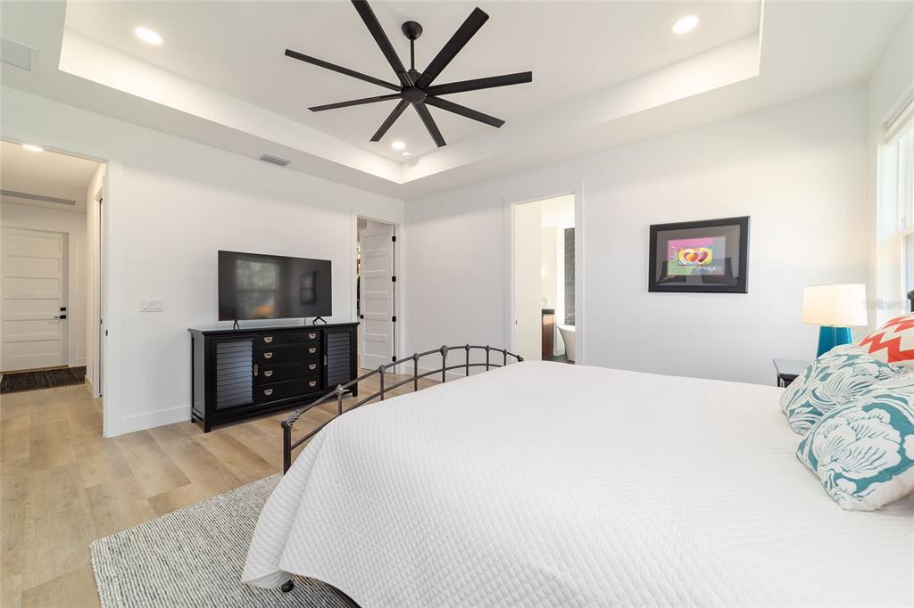 11638 Southeast 101st Court Road Belleview, FL 34420 - Photo 38 of 96