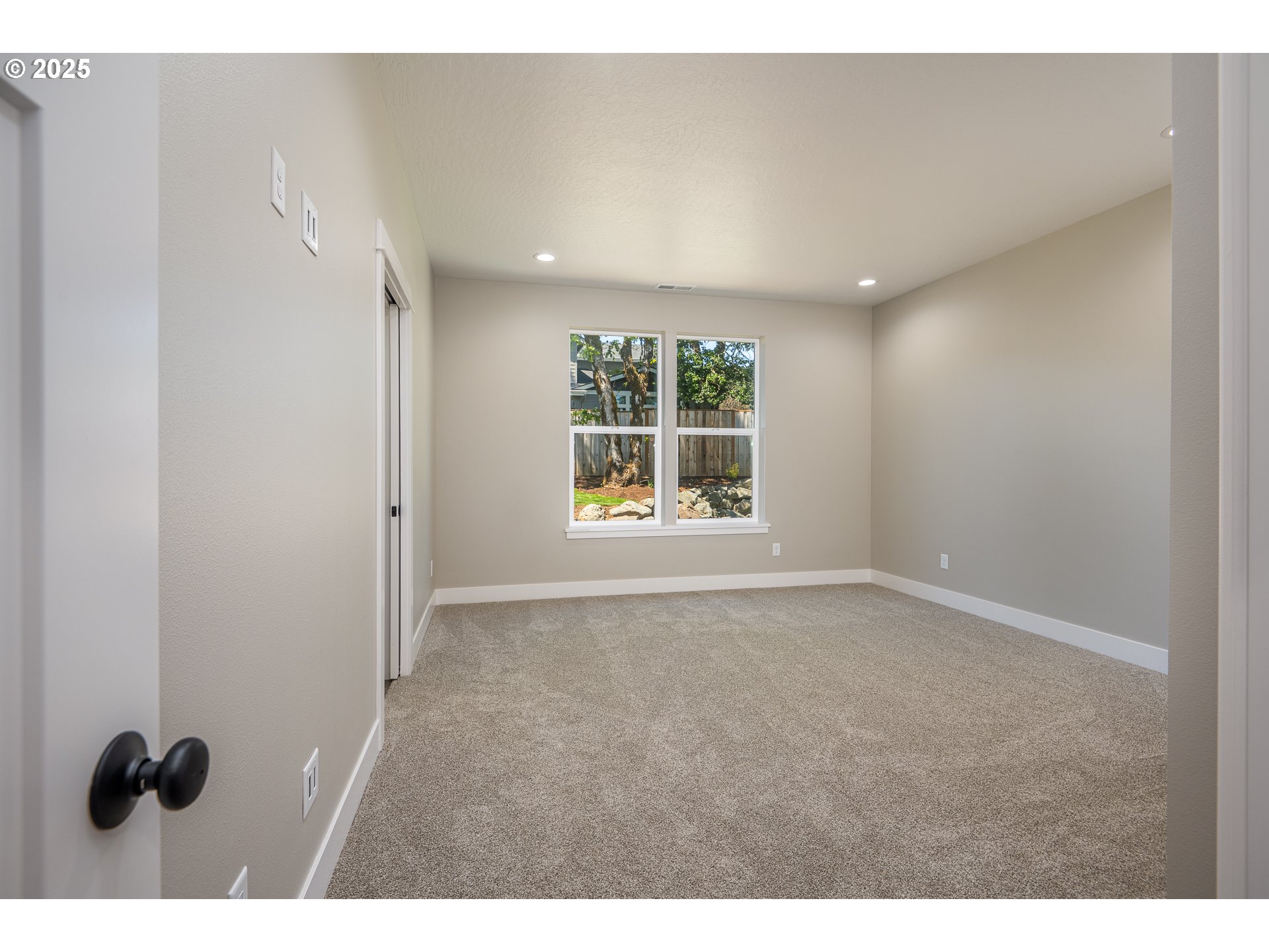 87744 8th Street, Unit LOT 14 Veneta, OR 97487 - Photo 12 of 39