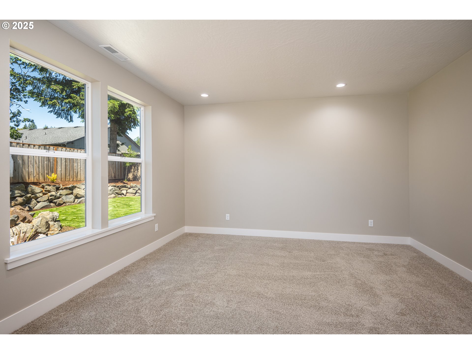 87744 8th Street, Unit LOT 14 Veneta, OR 97487 - Photo 15 of 39