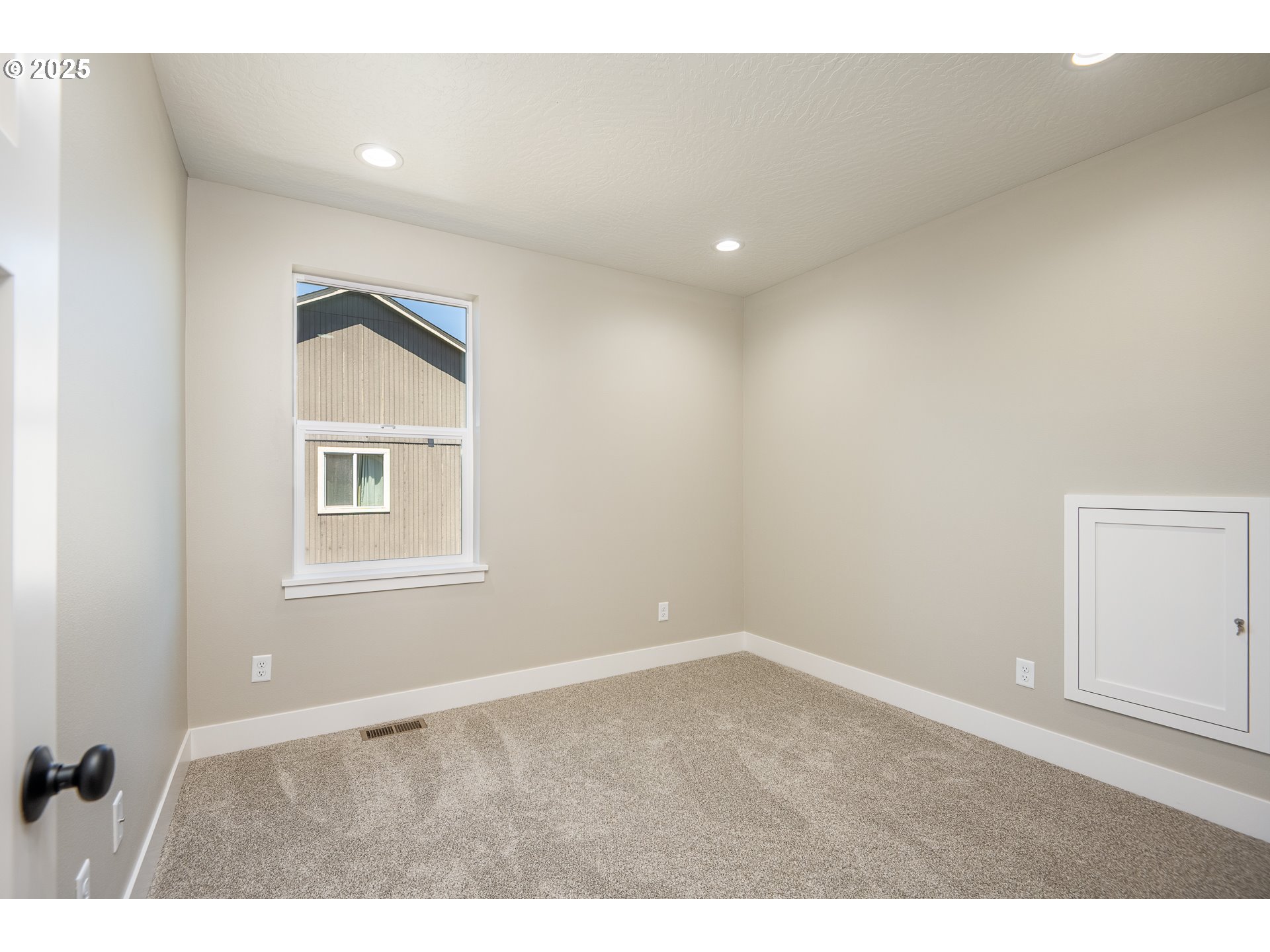 87744 8th Street, Unit LOT 14 Veneta, OR 97487 - Photo 27 of 39