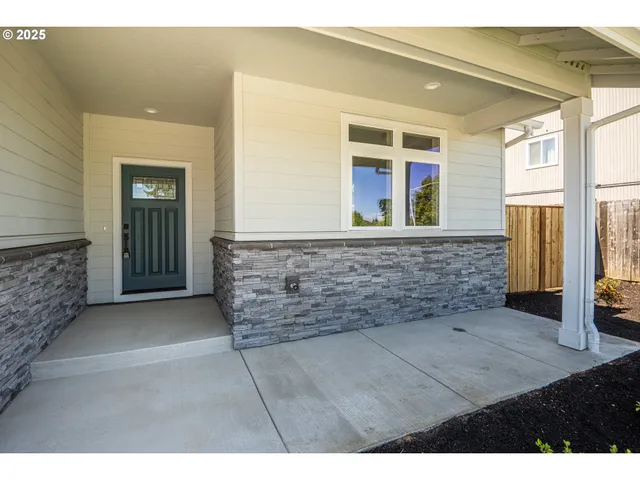 $625,000 | 87744 8th Street, Unit LOT 14, Veneta, OR 97487