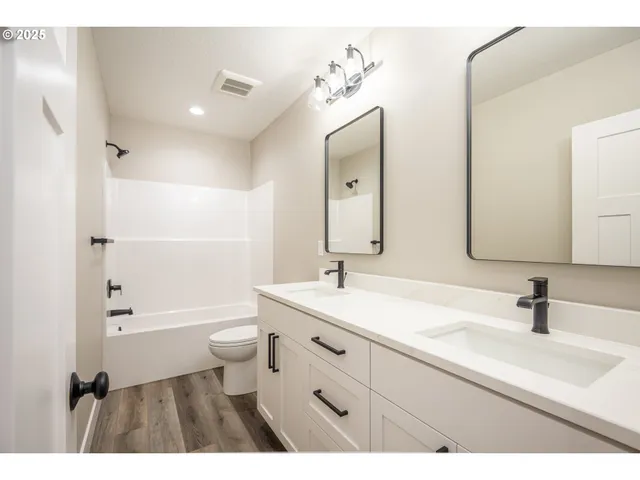 $625,000 | 87744 8th Street, Unit LOT 14, Veneta, OR 97487