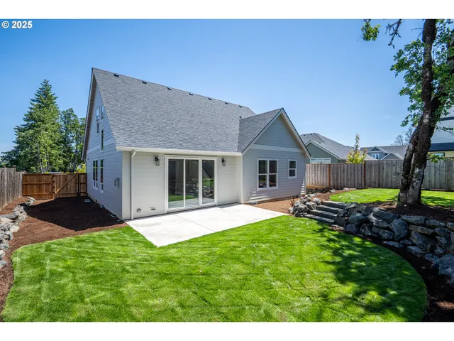 $625,000 | 87744 8th Street, Unit LOT 14, Veneta, OR 97487