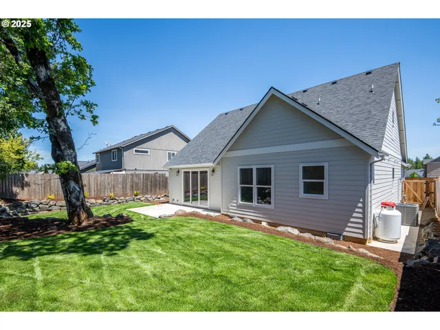 $625,000 | 87744 8th Street, Unit LOT 14, Veneta, OR 97487