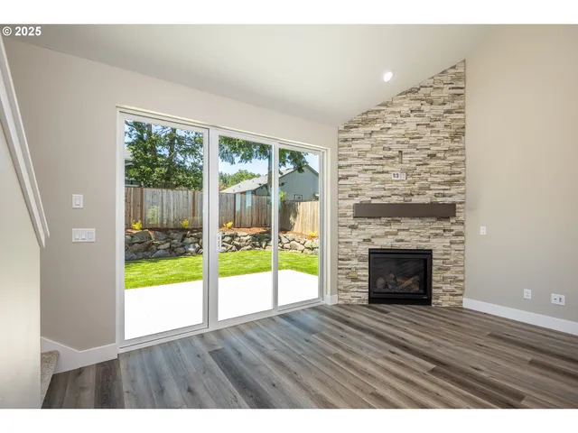 $625,000 | 87744 8th Street, Unit LOT 14, Veneta, OR 97487