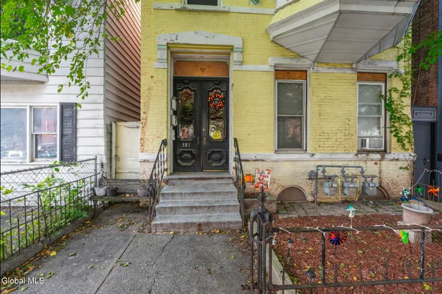 $319,000 | 381 3rd Street, Troy, NY 12180
