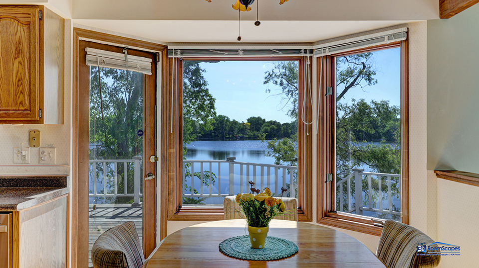 2276 High Point Drive Lindenhurst, IL 60046 - Photo 7 of 15 a view of a dining room with furniture window and outside view