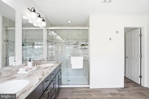 $1,049,900 | 9502 Wallingford Drive, Burke, VA 22015