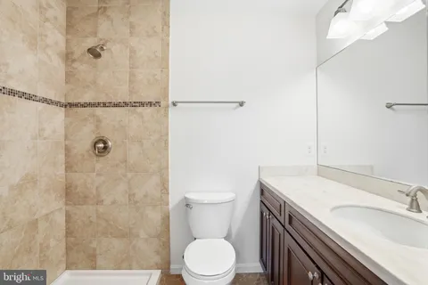 $1,049,900 | 9502 Wallingford Drive, Burke, VA 22015