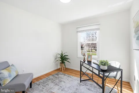 $1,049,900 | 9502 Wallingford Drive, Burke, VA 22015