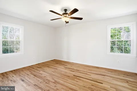 $1,049,900 | 9502 Wallingford Drive, Burke, VA 22015