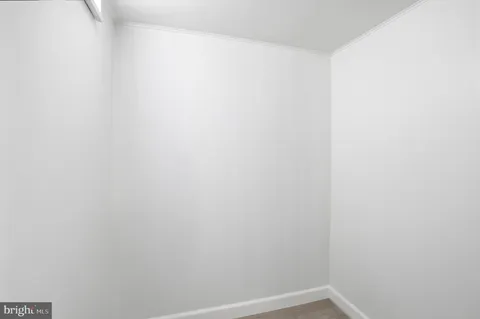 $1,049,900 | 9502 Wallingford Drive, Burke, VA 22015