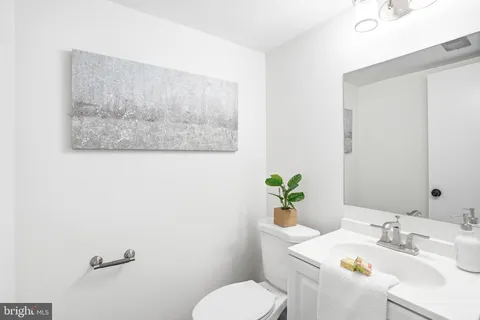 $1,049,900 | 9502 Wallingford Drive, Burke, VA 22015