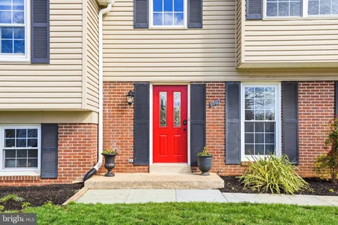 $1,049,900 | 9502 Wallingford Drive, Burke, VA 22015