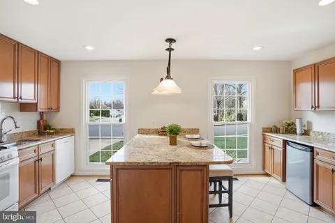 $1,049,900 | 9502 Wallingford Drive, Burke, VA 22015