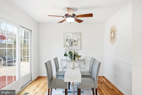 $1,049,900 | 9502 Wallingford Drive, Burke, VA 22015