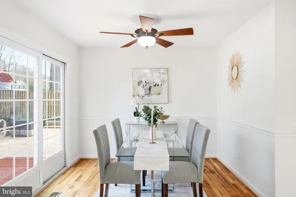 $1,049,900 | 9502 Wallingford Drive, Burke, VA 22015