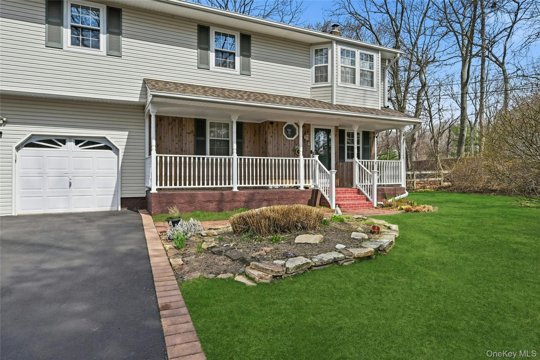 41 North Country Road Shoreham, NY 11786 - Photo 3 of 31 Covered Front Porch