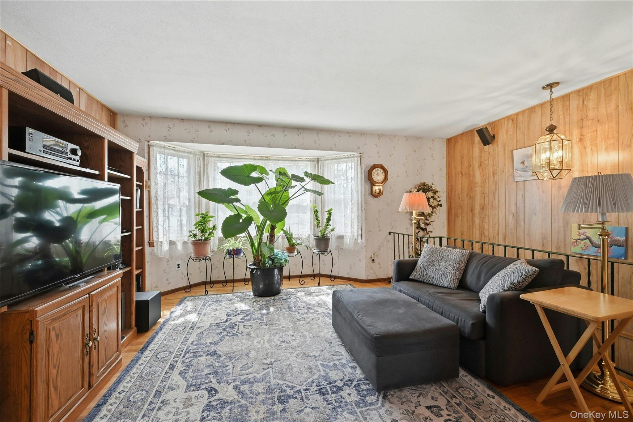 41 North Country Road Shoreham, NY 11786 - Photo 4 of 31 Living Room with lots of sunlight