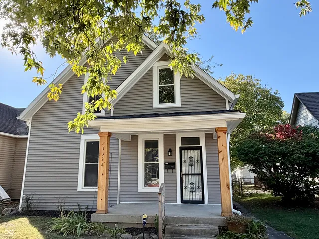 $220,000 | 1124 South Reisner Street, Indianapolis, IN 46221