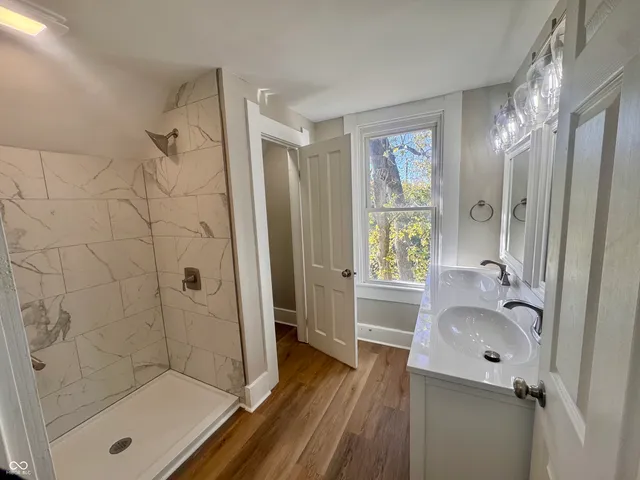 $220,000 | 1124 South Reisner Street, Indianapolis, IN 46221