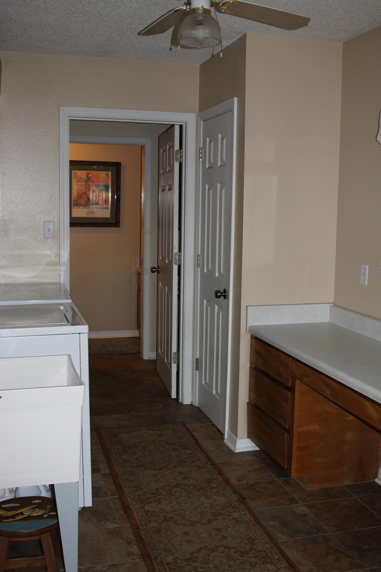 3815 Highway 90 Crestview, FL 32539 - Photo 21 of 37 Laundry Area