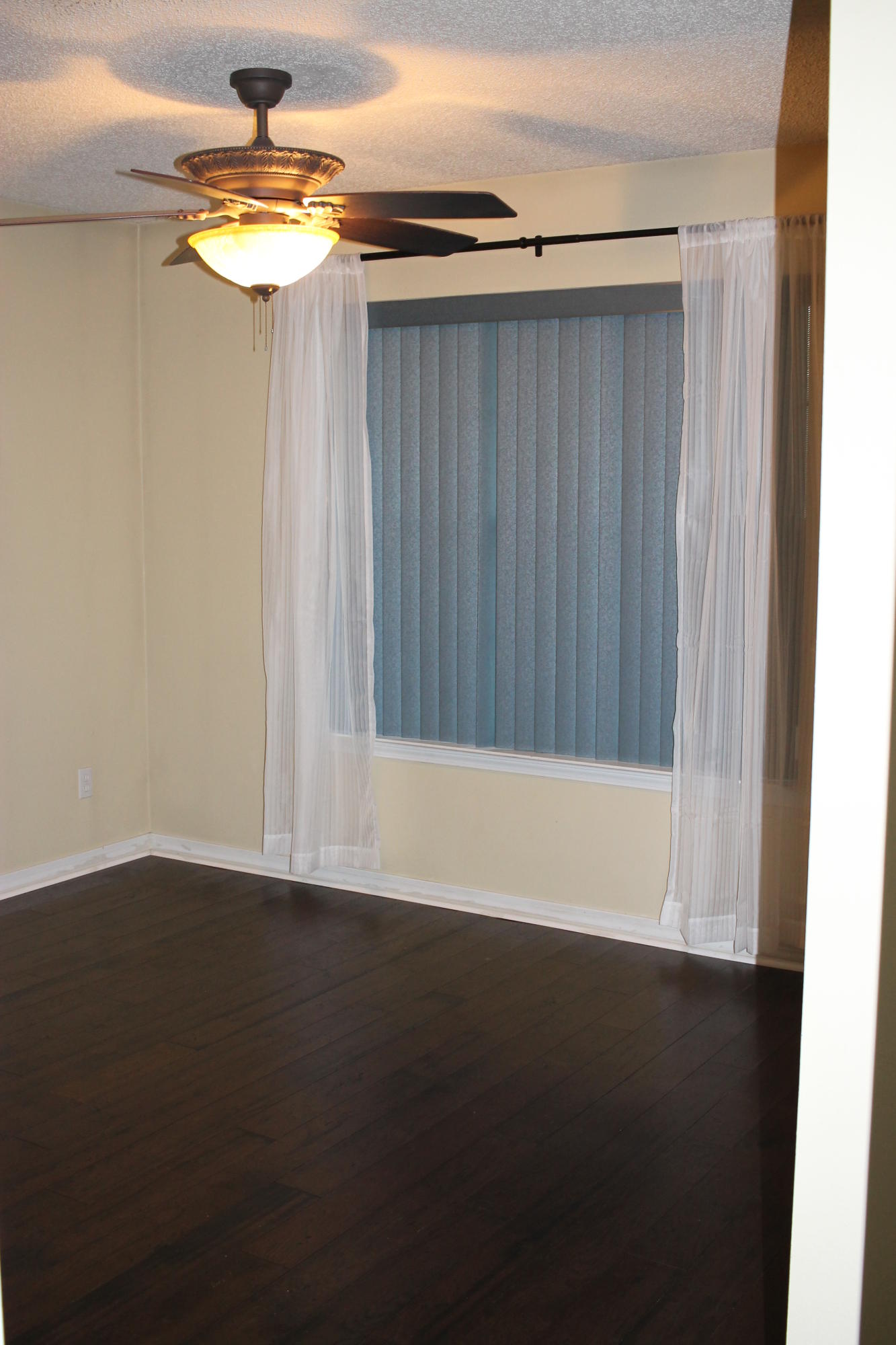 3815 Highway 90 Crestview, FL 32539 - Photo 25 of 37 Additional Bedroom