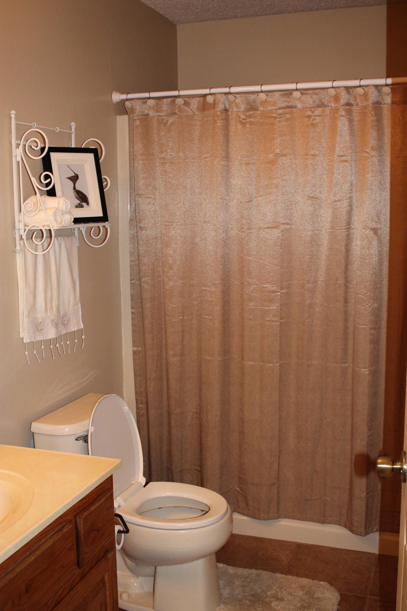 3815 Highway 90 Crestview, FL 32539 - Photo 26 of 37 Hall Bath