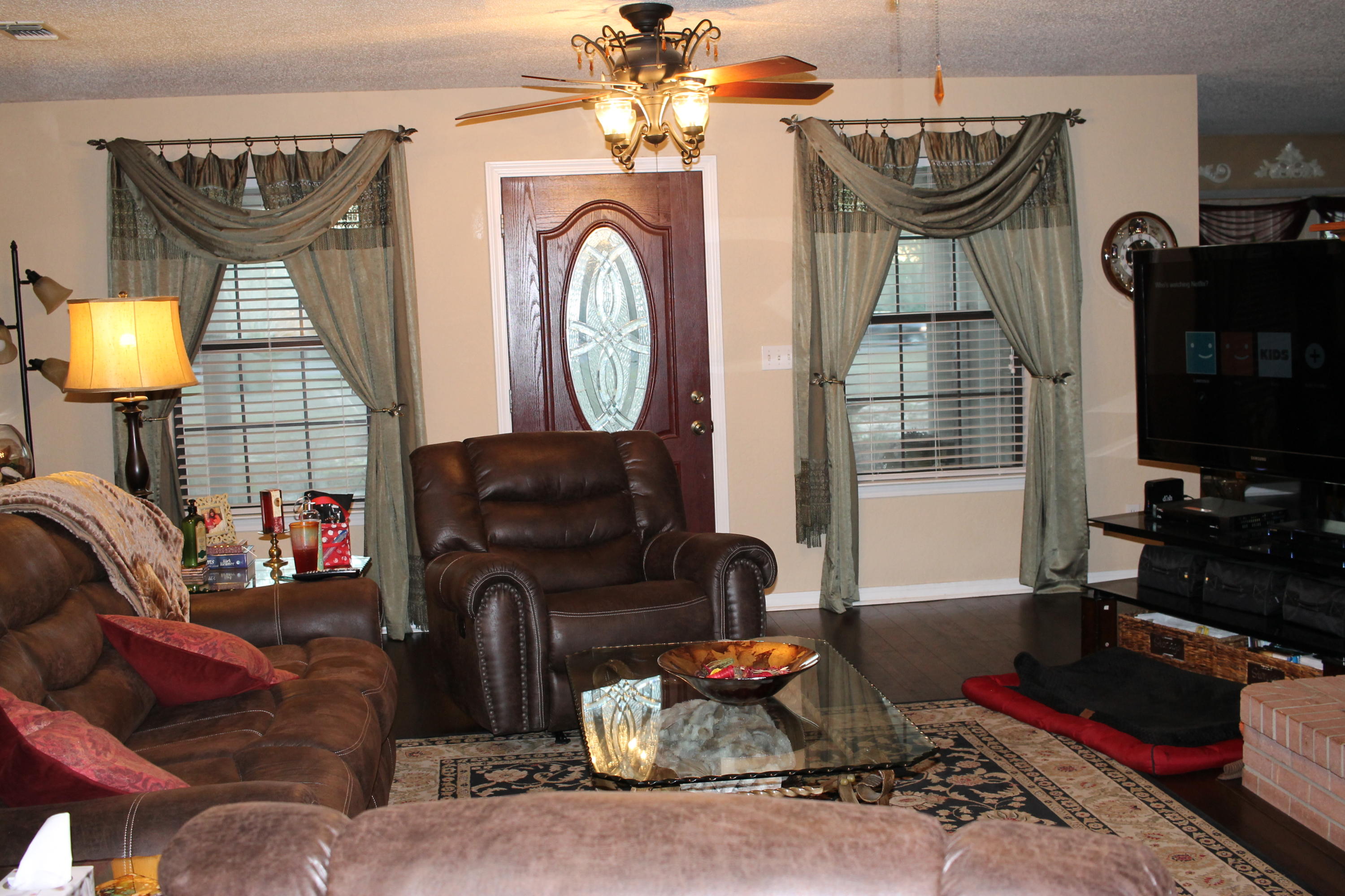 3815 Highway 90 Crestview, FL 32539 - Photo 5 of 37 Great Room