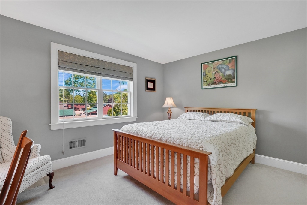 15 Crestview Drive Deerfield, MA 01373 - Photo 25 of 41