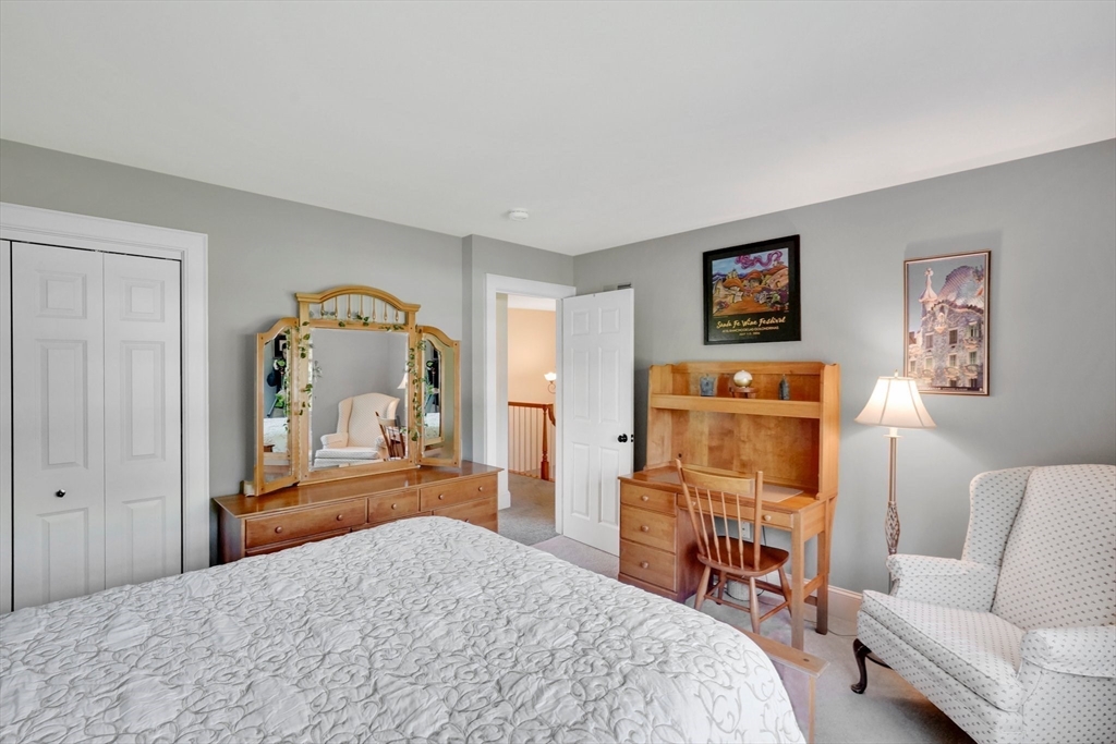 15 Crestview Drive Deerfield, MA 01373 - Photo 26 of 41