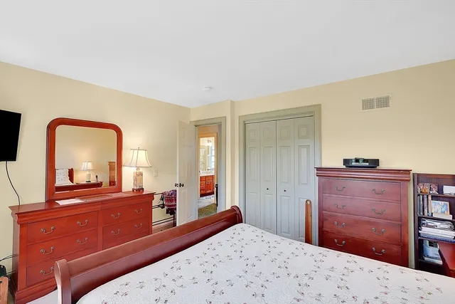 $950,000 | 15 Crestview Drive, Deerfield, MA 01373