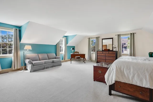 $950,000 | 15 Crestview Drive, Deerfield, MA 01373