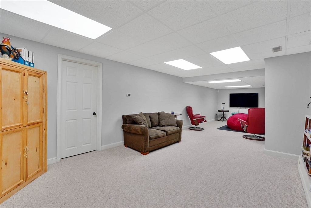 15 Crestview Drive Deerfield, MA 01373 - Photo 37 of 41