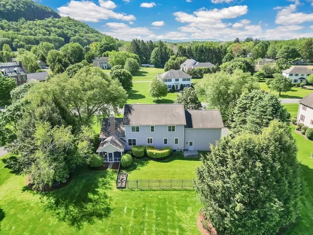$950,000 | 15 Crestview Drive, Deerfield, MA 01373