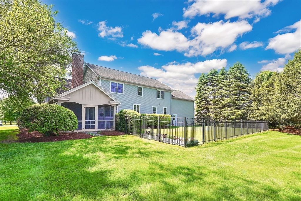 15 Crestview Drive Deerfield, MA 01373 - Photo 6 of 41